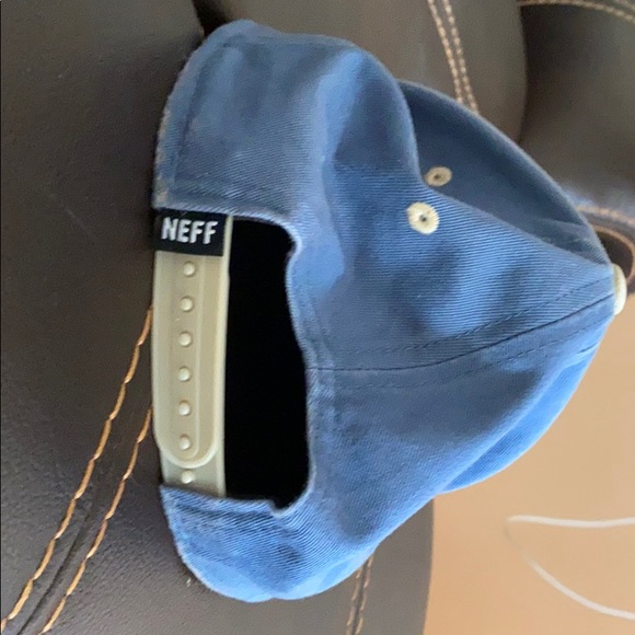 Neff hat - Picture 3 of 5